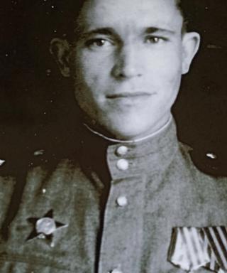 Яблоков Пётр Васильевич