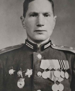 Голяшов Дмитрий Владимирович