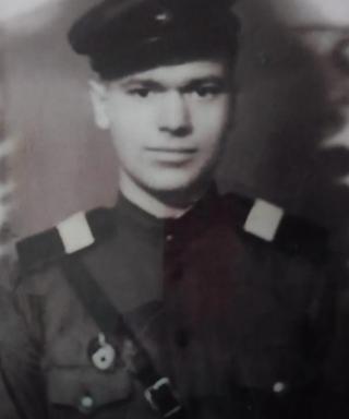 Ларин Александр Егорович