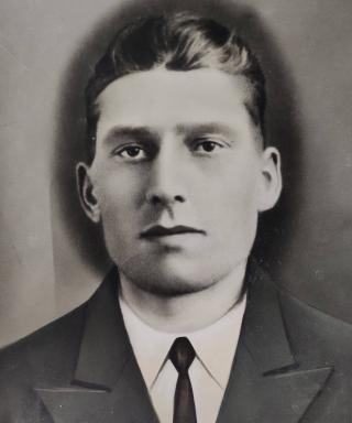 Дзуцев Хазби (Харитон) Джетаевич
