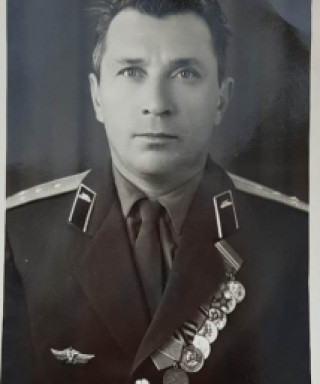 Кравцов Владимир Яковлевич