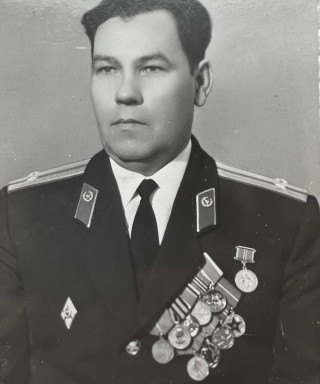 Серов Виктор Александрович