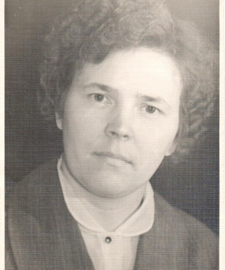 Кузнецова (Постникова) Вера Александровна