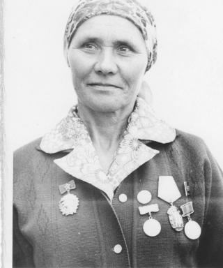 Горяева (Бондаренко) Мария Карповна