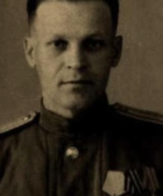 Лебедь Пётр Павлович