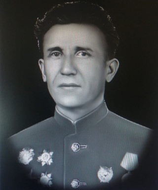 Ефремов Николай Маркович