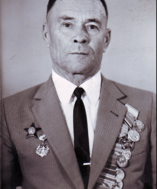 Леонов Иван Александрович