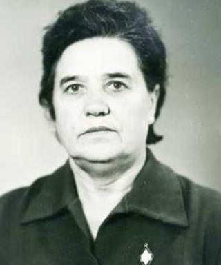 Комарь Анна Ивановна