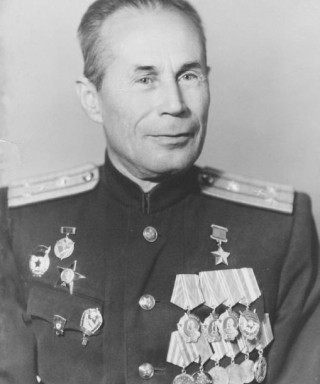 Шутов Пётр Иванович