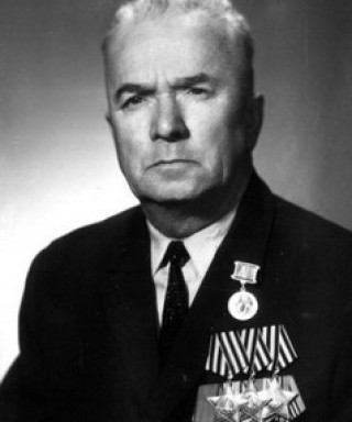 Толстобров Яков Еремеевич