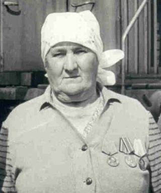 Вертячих (Ушакова) Надежда Яковлевна