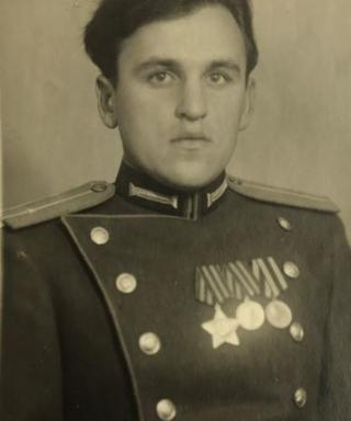 Тихомиров Евгений Никитич