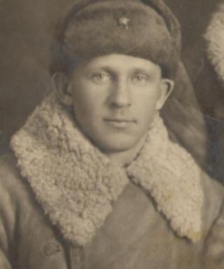 Леонов Александр Гаврилович