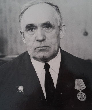 Тутушкин Клавдий Николаевич