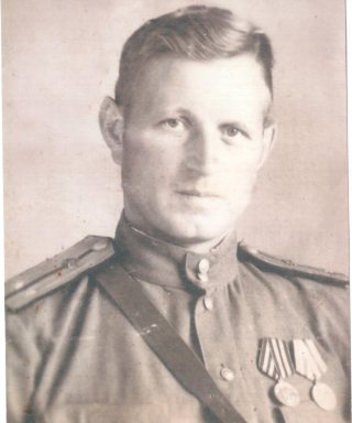 Перов Василий Алексеевич