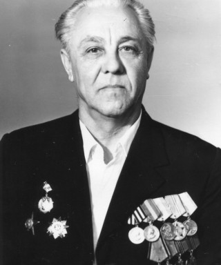 Петров Валентин Никандрович
