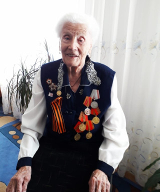 Полухина (Алексеева) Анна Осиповна