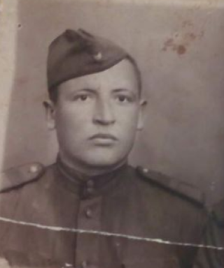 Петров Алексей Арсентьевич