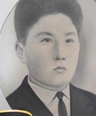 Очиров Эренджен Алексеевич