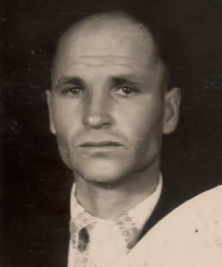 Толстихин Андрей Степанович
