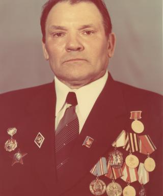 Мельников Михаил Ефимович