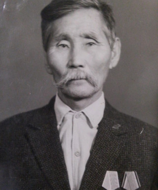 Эрднеев Артем Эрднеевич