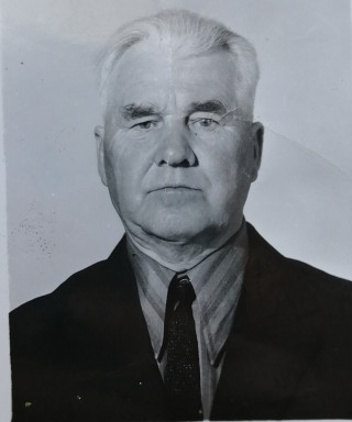 Попов Леонид Иванович