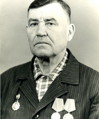 Попов Алексей Максимович