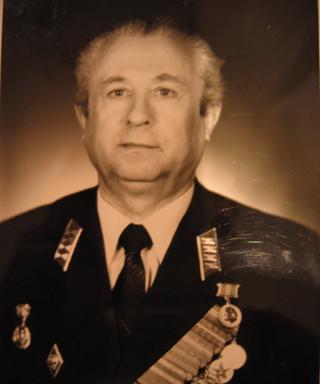 Сенин Виктор Яковлевич