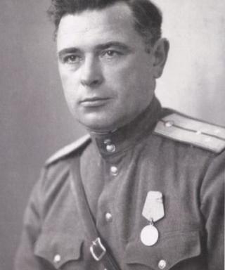 Гончаров Александр Моисеевич