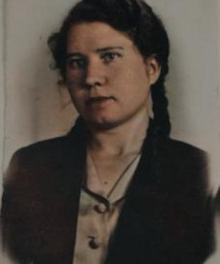 Белошапка Александра Семёновна