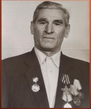 Сазоновец Аркадий Тихонович