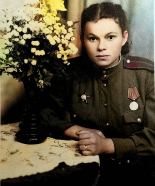 Яблонская (Лебедева) Валентина Константиновна