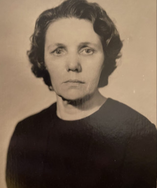 Артамонова (Желтова) Зинаида Геннадьевна