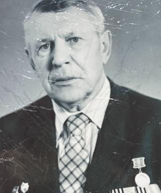 Серников Георгий Нилович