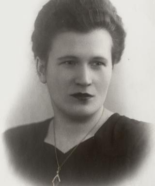 Романюк (Ерошенкова) Мария Николаевна