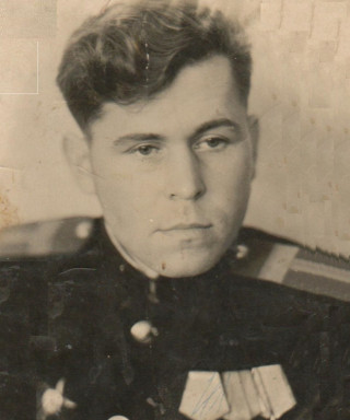 Паков Авенир Дмитриевич