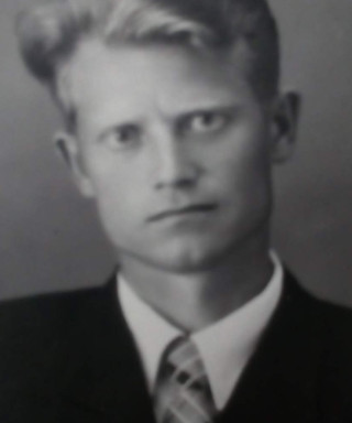 Якушин Иван Романович