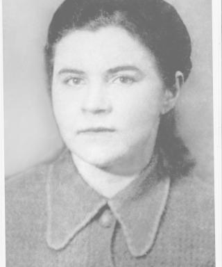 Леднева (Сурихина) Евдакия Васильевна