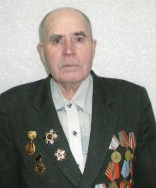 Комиссаров Дмитрий Зиновьевич
