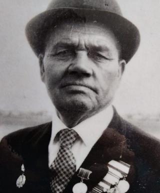 Литвинов Петр Яковлевич