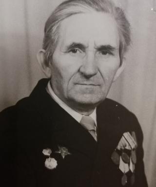 Сурин Иван Тихонович