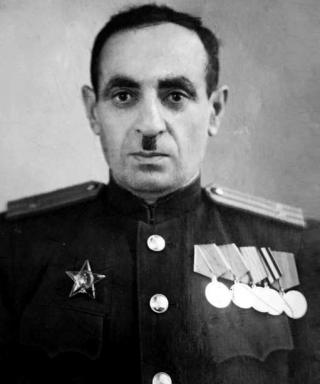 Крмоян Егише Осипович