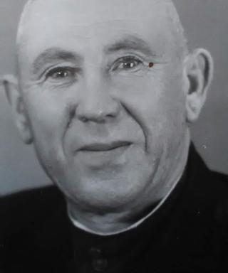 Фирсов Иван Матвеевич