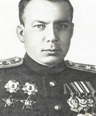 Якушин Михаил Нестерович