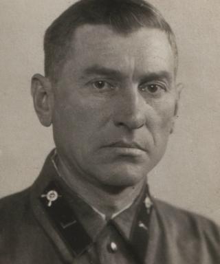 Розенталь Александр Алексеевич