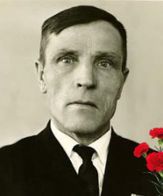 Шмаков Петр Никандрович