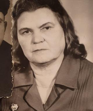Бурлакова( Медведко) Наталья Васильевна