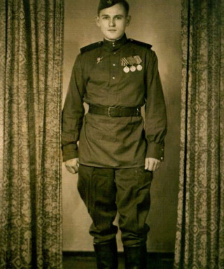 Артамонов Михаил Григорьевич