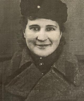 Попова Анна Васильевна